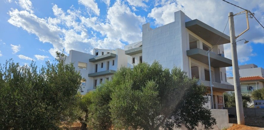3 bedrooms Apartment in Agios Nikolaos, Greece No. 108787