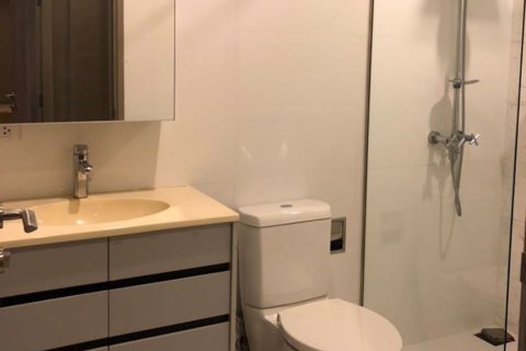 Кондоминиум  с 2 спальнями в Бангкок, Таиланд №95627 9