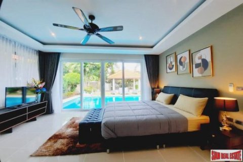 4 bedrooms Villa in Pattaya, Thailand No. 96590 20