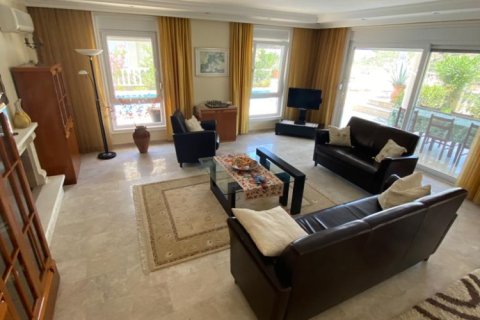 3 dormitorios Villa en Lien Chieu, Vietnam No. 14895 4