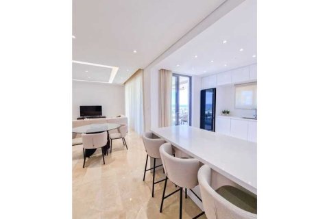 3 bedrooms Apartment in Paphos, Cyprus No. 104137 2