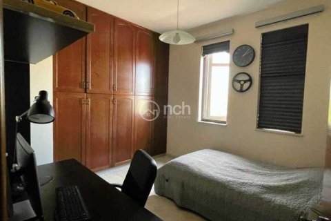 4 bedrooms Villa in Episkopi, Cyprus No. 31705 15