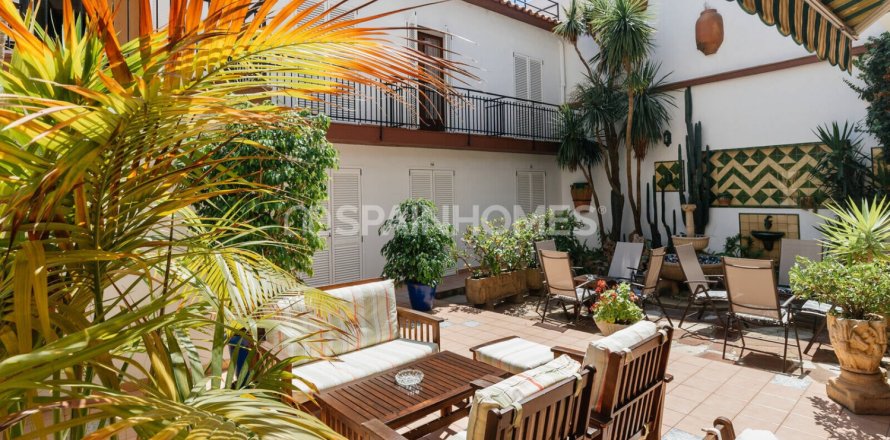24 chambres Commercial property à Malgrat de Mar, Spain No. 125334