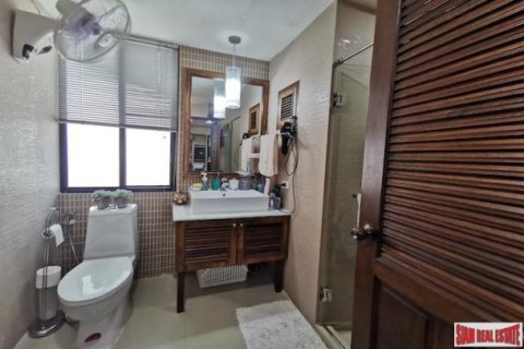 2 bedrooms Apartment in Bangkok, Thailand No. 96157 17