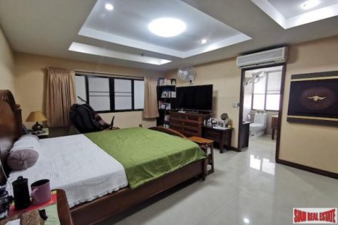 2 bedrooms Apartment in Bangkok, Thailand No. 96157 19