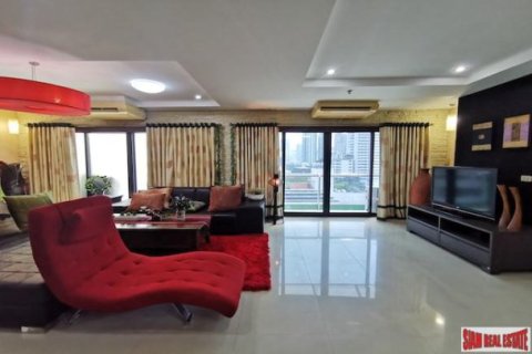 2 bedrooms Apartment in Bangkok, Thailand No. 96157 3
