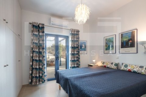 3 bedrooms Villa in Crete, Greece No. 73968 13