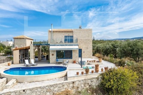 3 bedrooms Villa in Crete, Greece No. 73968 1