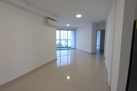 3 bedrooms Apartment in Panama City, Panama No. 109769 2