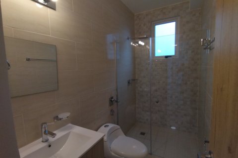 3 bedrooms Apartment in Panama City, Panama No. 109769 9