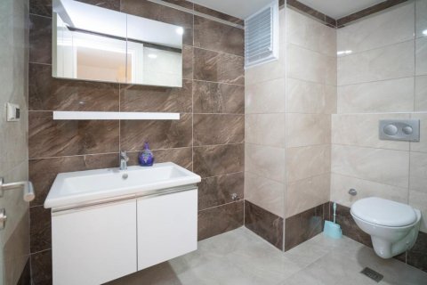 3 bedrooms Penthouse in Tri Phuong, Vietnam No. 13129 5